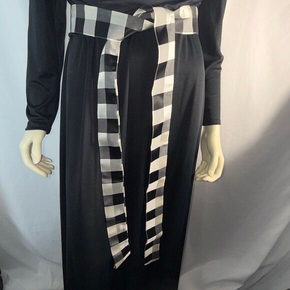1970s Mod Black & White Checkered Taffeta Sash – 80.5” Long Vintage Belt Scarf - Picture 5 of 15